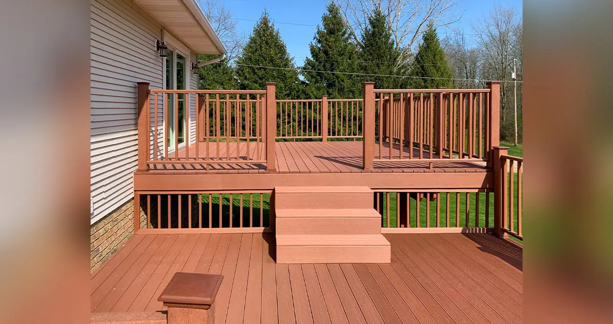 Multilevel deck build by Decks by RTC